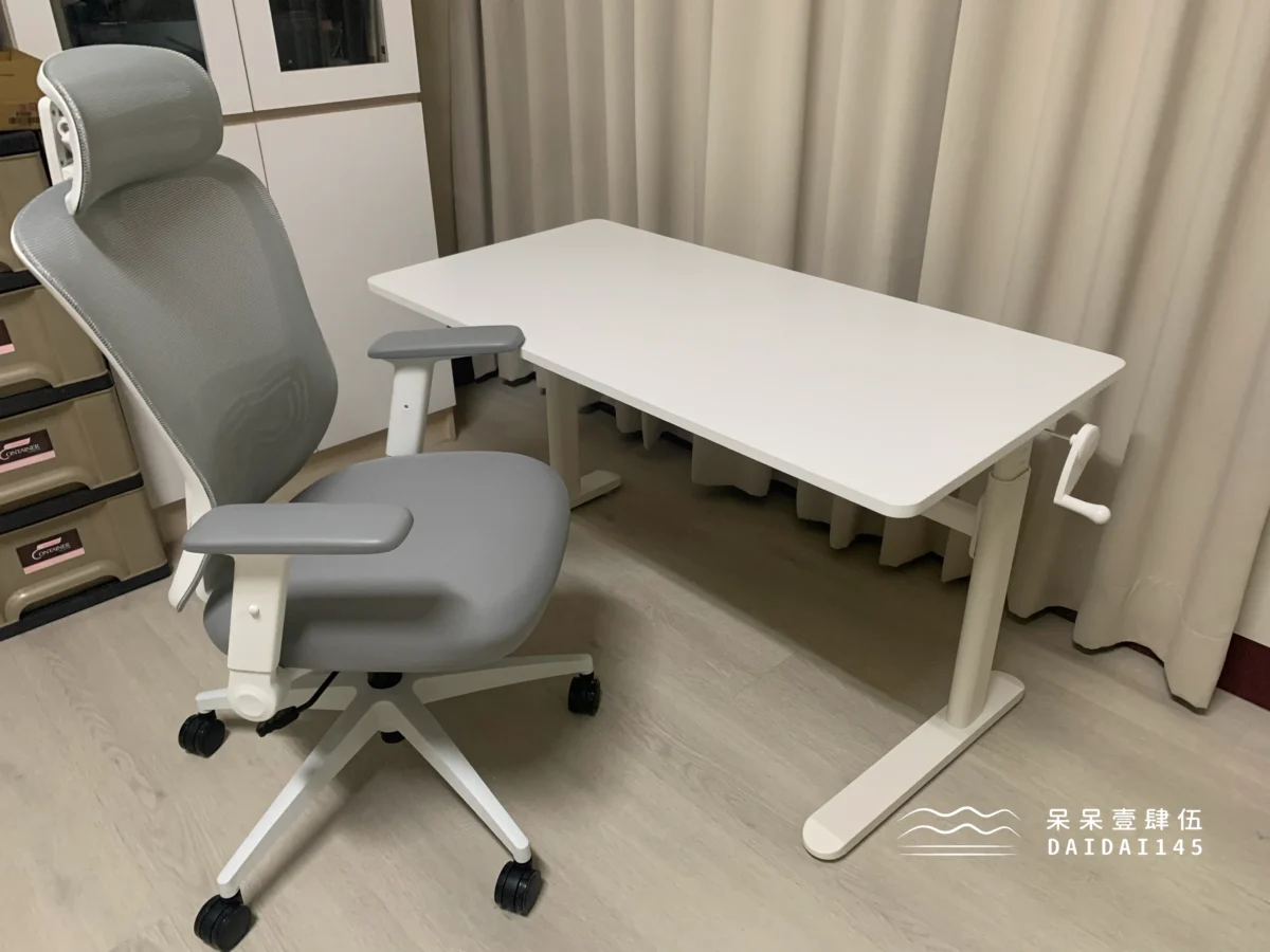 YOKA 佑客家具 APOLLO 人體工學椅搭配升降小白桌